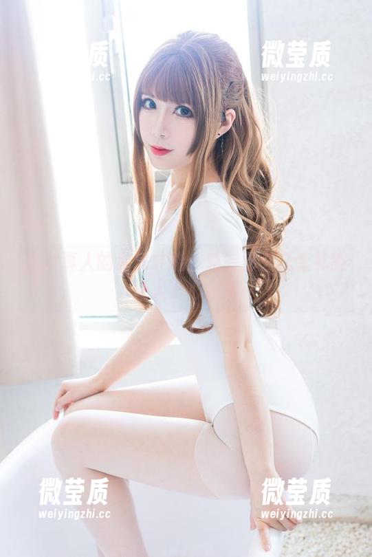 羊大真人的私房才能：总有那么几套礼服让人心心念念-微莹质