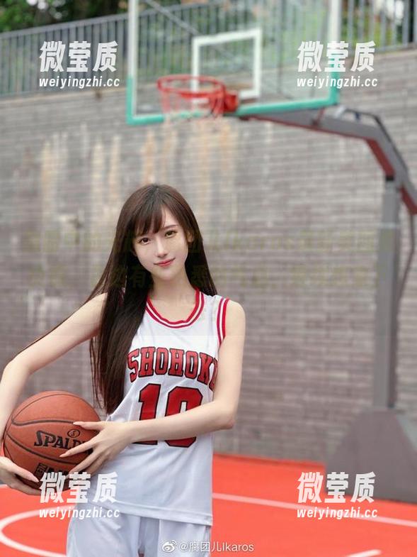 黑暗中的光辉，腐团儿Ikaros最新美图黑贞德，里边有些熟悉的气息，继续想象下去？-微莹质
