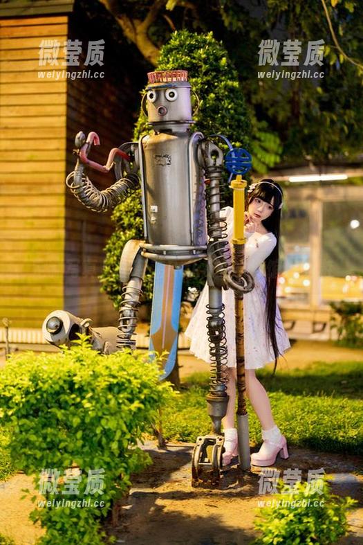 定制写真，在落落Raku的水泳馆里畅游-微莹质