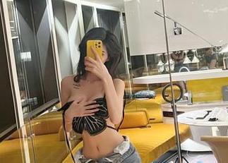 微密圈 - 万圣节的美图里，葛征将恐怖与魅惑玩得淋漓尽致