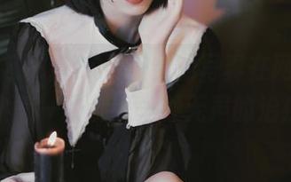 突然想起许岚LAN护士的写真在网盘里，其实每一张都是一种无声的治疗呢
