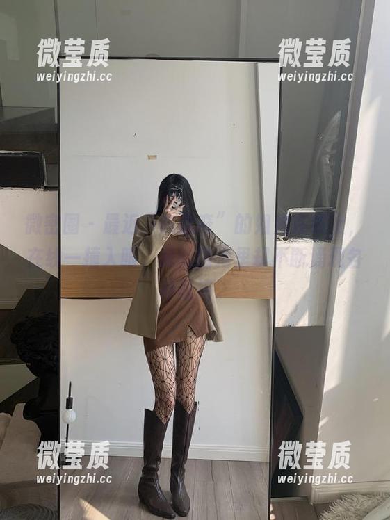 微密圈 - 最近“陈佩奇”的姐姐在线上，在线一撞入眼，我的脑海里却不断涌现各种疑问。-微莹质