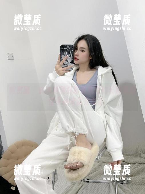 微密圈 - 快来免费获取陈佩奇的长腿原图，信手拈来就是惊喜-微莹质