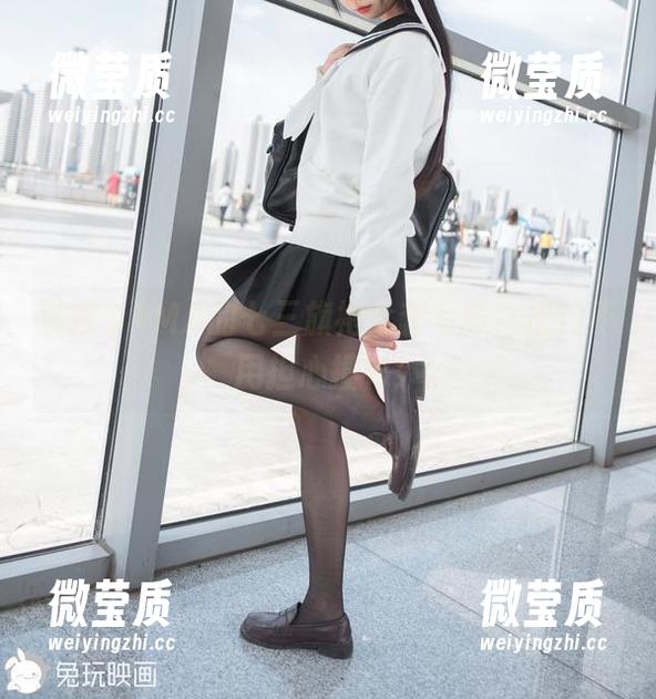 雪琪SAMA的七三旗袍全套写真，出门不用担心撞衫！-微莹质