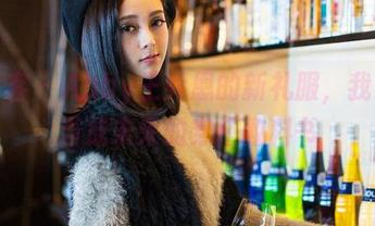 青豆客 - Abby王乔恩的新礼服，我决定当成未来的穿搭教科书
