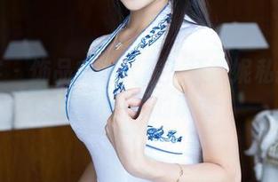 青豆客 - 饰品或是武器？汪佩妮私拍丝袜给你不同的解读