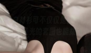 青豆客 - 白衬衫可不仅仅是白衬衫，纯小希证明了无圣光的套图也能拨动心弦。