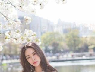 魅妍社 - 为何Ashely丽丽的海边私房图片更有戏？因为风儿在耳边低语