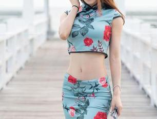 魅妍社 - 压马路也不过如此，来瞄瞄周小然的天台高清，再下载一份当壁纸吧！