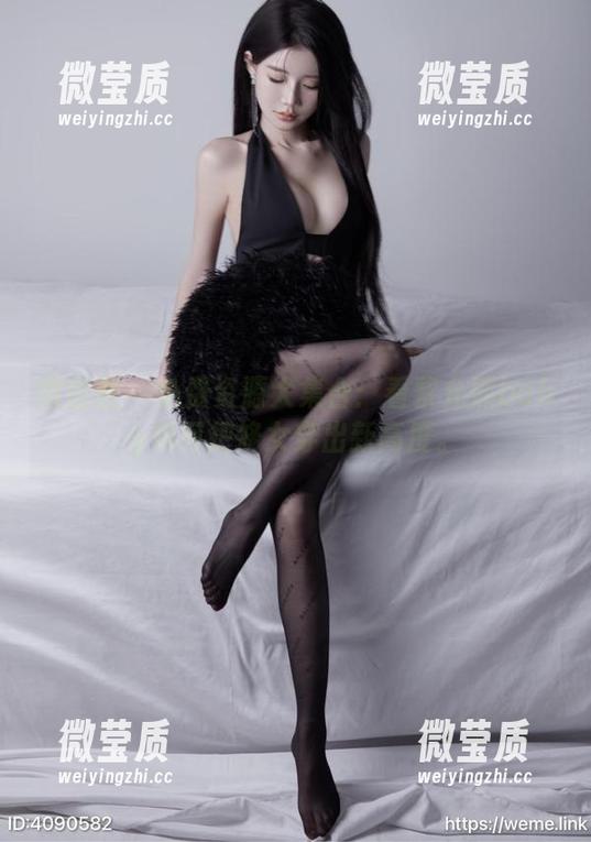微密圈 - 免费资源大集合：看黎允熙baby如何把修女穿出新高度。-微莹质